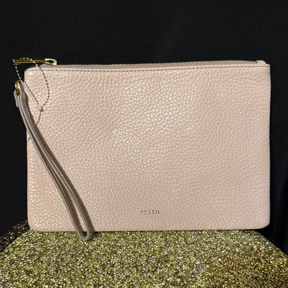 Fossil Blush Leather Wristlet